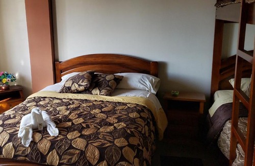 Cayambe House | Hospedaje San Fernando