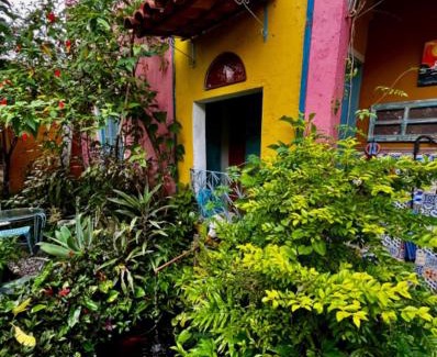 Porto da Madama House | Hospedaria Santa Bárbara