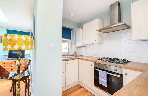 Rottingdean House | Host Stay Blue Bolthole on Vicarage Lane