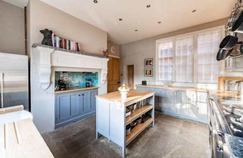 Bressingham House | Host & Stay | Bressingham Lodge
