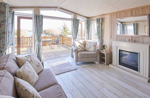 Stowmarket Cabin | Host & Stay | Fern Lodge