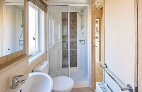 Stowmarket Cabin | Host & Stay | Fern Lodge