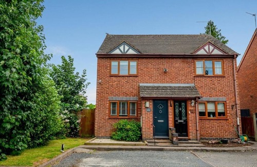 Worcester House | Host & Stay | Hales Orchard