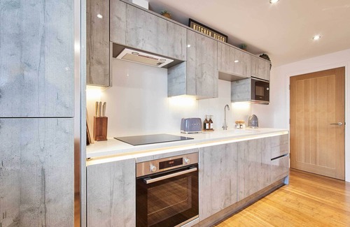 West Cliff Apartment | Host & Stay | Number One Carlill