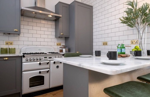 Rottingdean House | Host & Stay | Olde Place Cottage