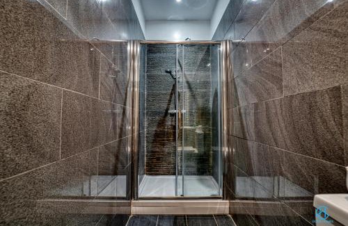 Stourbridge Apartment | Host & Stay - The Bell
