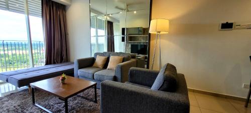 Nusajaya Apartment | HostaHome Suites at Encorp Marina, mins to Legoland Malaysia