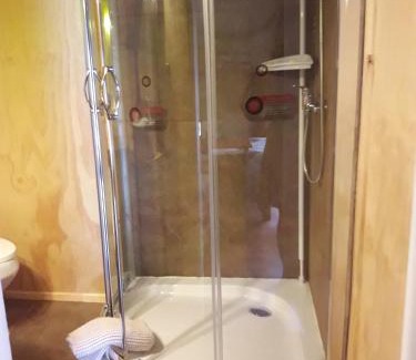 Limache House | Hostal Arce Marrón