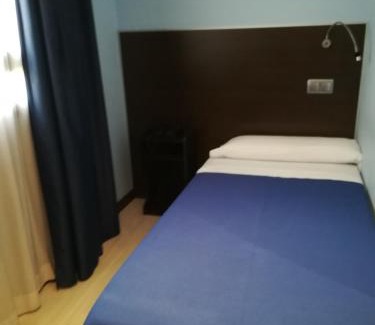 Barajas House | Hostal Avenida Barajas