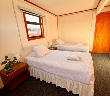Puerto Natales House | Hostal B&B Coastal Natales