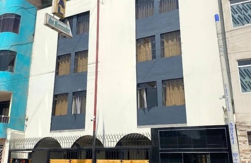 Distrito de Comas Hotel | HOSTAL BERMUDAS
