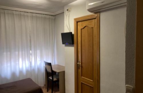 Oeste House | Hostal Conde David
