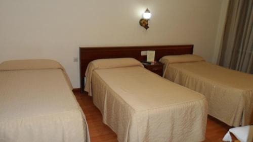 Astorga House | Hostal Coruña