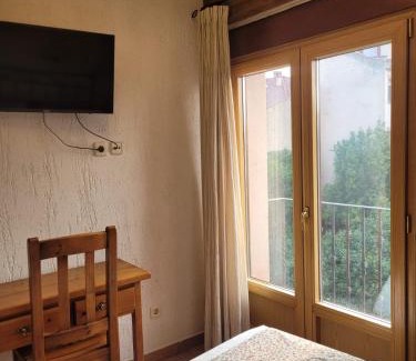 Pradena Hotel | hostal Decerca Prádena