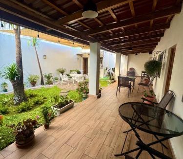 Juayua House | Hostal DEYLUWIN