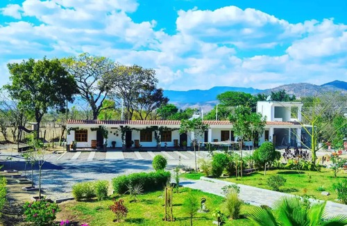 Rabinal Apartment | Hostal Don Armando. Near the center of Rabinal.