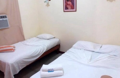Municipality of Cienaga de Zapata House | Hostal Don Luis