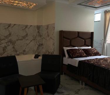 Lima House | Hostal El Encanto