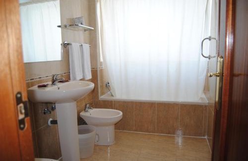 La Lastrilla House | Hostal El Mirador