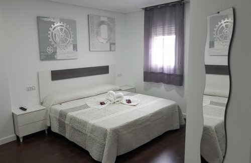 Plasencia House | Hostal Goyesco Plaza