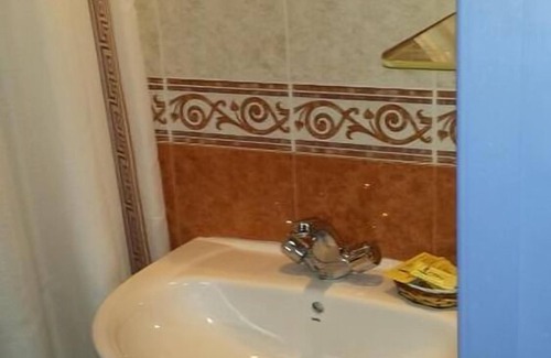 Old Town Hotel | Hostal Guzman El Bueno by gaiarooms