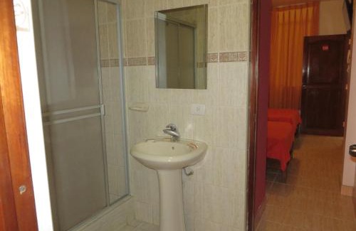 Nazca House | Hostal Hellen Ross