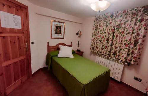 Tornos House | Hostal Las Grullas