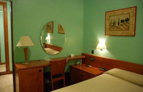 Rejas House | Hostal Los 5 Pinos