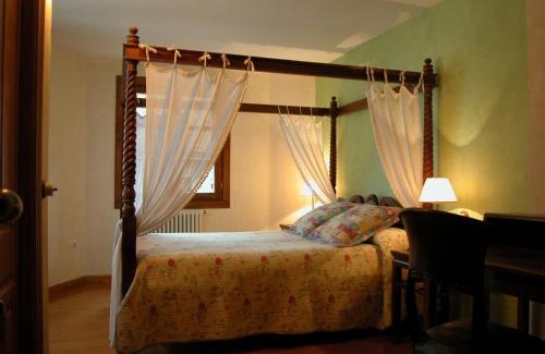 Isaba House | Hostal Onki Xin