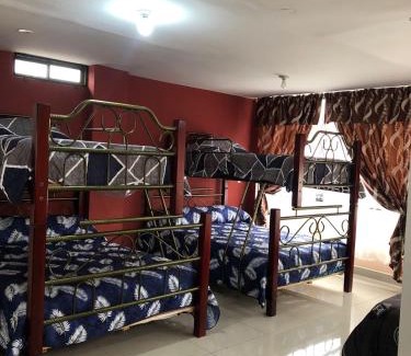 Quito House | Hostal Quito Nayla
