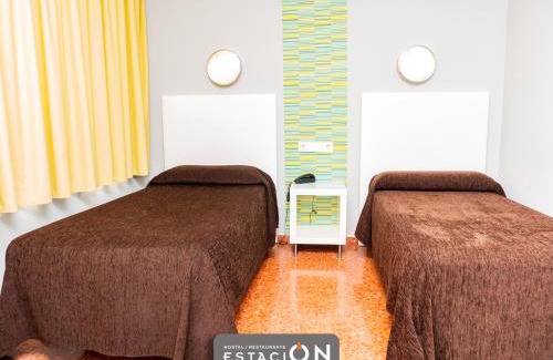 Jaen House | Hostal Restaurante EstaciÓN