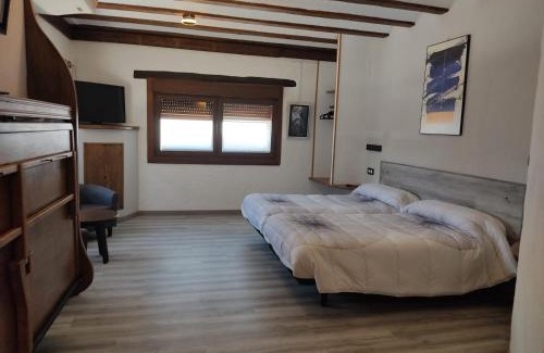 Los Arcos House | Hostal Suetxe