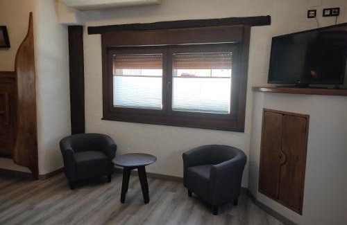 Los Arcos House | Hostal Suetxe