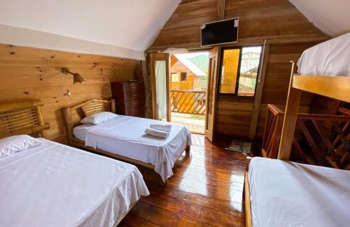 Puerto Lopez House | Hostal Tortuga Dorada