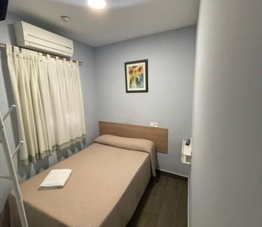 Getafe House | Hostal Tres Hermanos