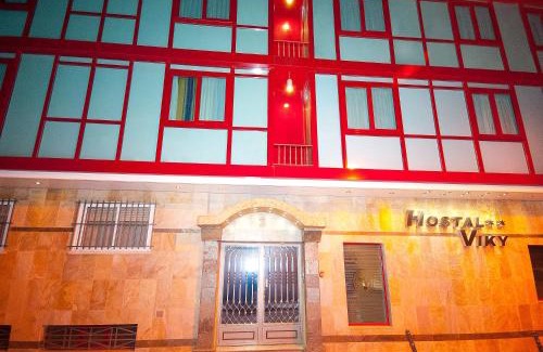 Barajas House | Hostal Viky