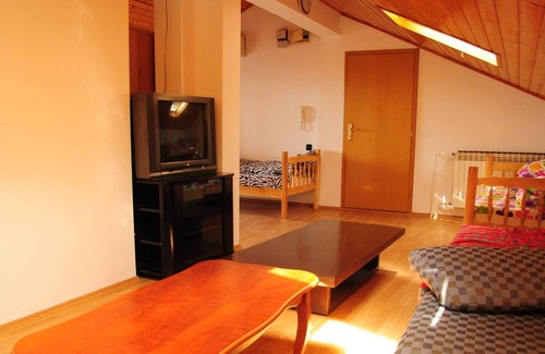 Centar House | Hostel Hugo Hosting For UEFA Super Cup