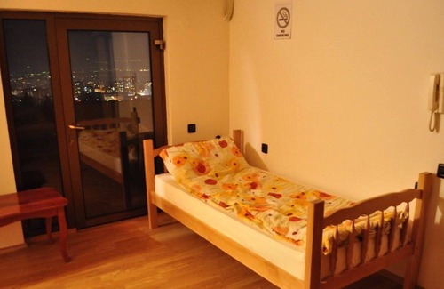 Centar House | Hostel Hugo Hosting For UEFA Super Cup