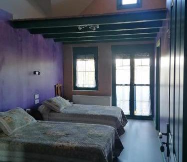 Murias de Rechivaldo Hotel | Hostería Casa Flor