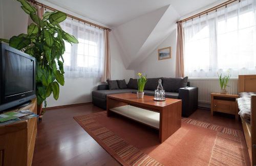 Rajecka Lesna Hotel | Hostinec u Hromadov - ubytovanie v súkromí
