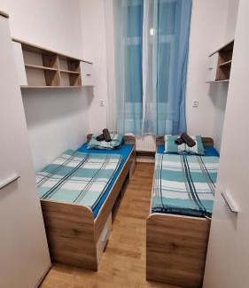 Kosetice House | Hostinské pokoje nad restaurací Košetice se společnou koupelnou, WC a kuchyňkou