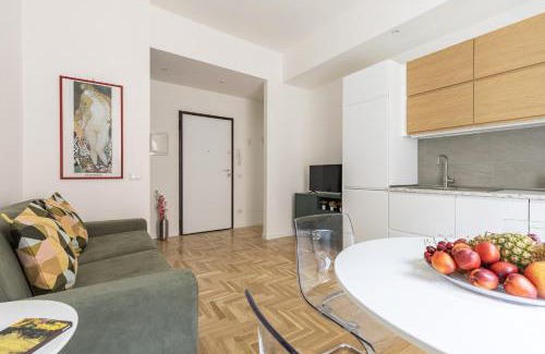 Rione XVIII Castro Pretorio Apartment | Hostly-The Montebello Suite-Near Trevi