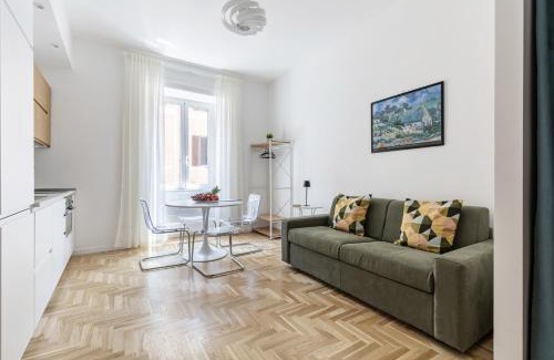Rione XVIII Castro Pretorio Apartment | Hostly-The Montebello Suite-Near Trevi