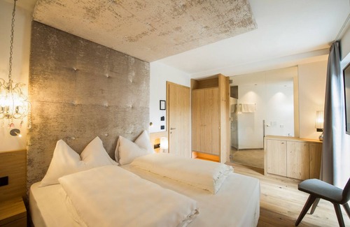 Tramin Hotel | Hotel Goldene Traube