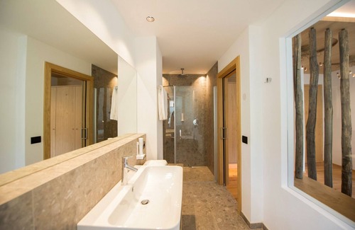 Tramin Hotel | Hotel Goldene Traube