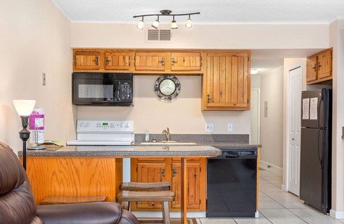 New Braunfels House | Hot Spot on Comal River. Best Location in Town.