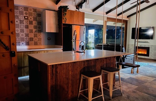 La Palmeria House | Hot springs 1 mile. Amazing views.Arenal Volcano 23.8 miles . Luxury and comfort