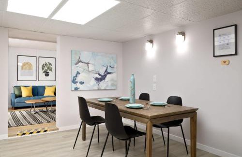 Burnaby House | Hot tub 2 BR beautiful seconary suite