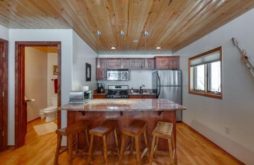 Taos Ski Valley Apartment | Hot Tub Access Studio 2 Mi to Taos Ski Resort