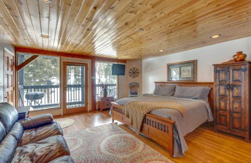 Taos Ski Valley Apartment | Hot Tub Access Studio 2 Mi to Taos Ski Resort